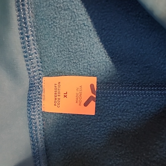 Old Navy, size XL, blue active leggings - Picture 3 of 8